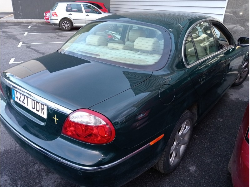 jaguar s-type del año 2004