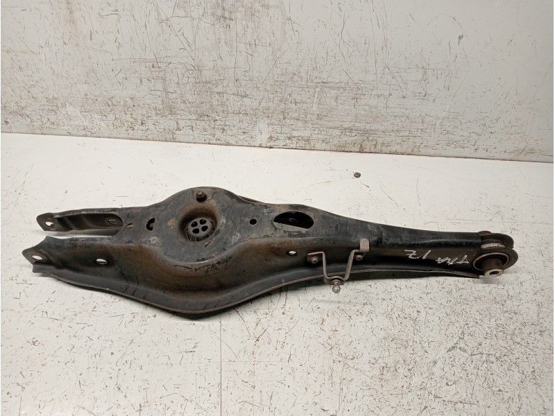 Recambio de brazo suspension inferior trasero izquierdo para volkswagen golf vii lim. 2.0 tsi referencia OEM IAM 5Q0505311D  