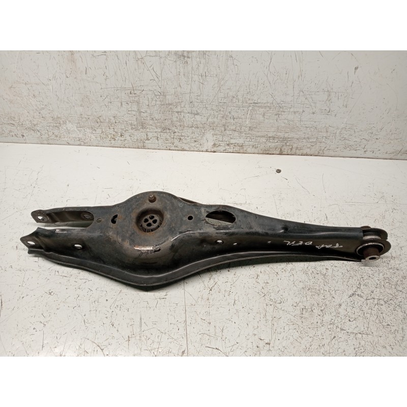 Recambio de brazo suspension inferior trasero derecho para volkswagen golf vii lim. 2.0 tsi referencia OEM IAM 5Q0505311D  