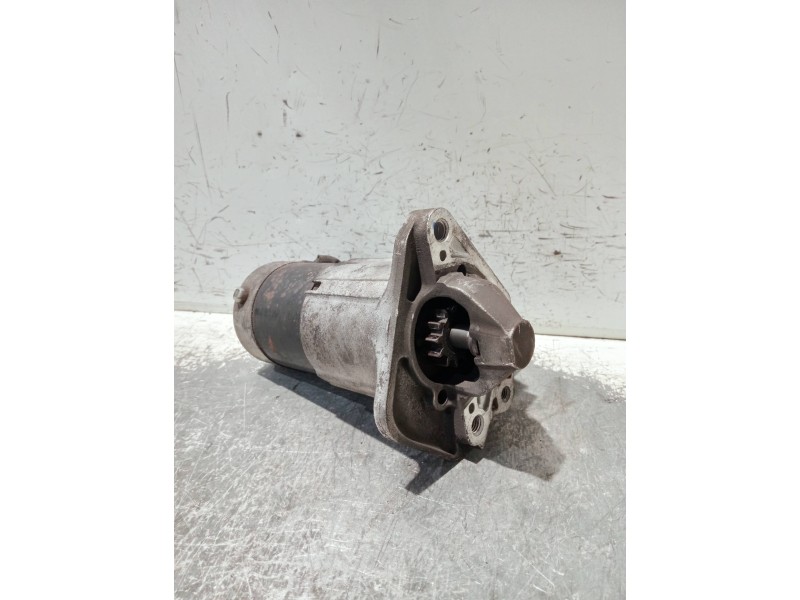 Recambio de motor arranque para renault scenic ii referencia OEM IAM 8200584675 M000T87881 