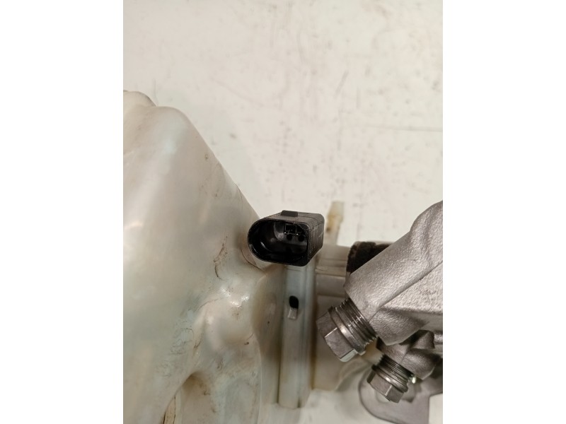 Recambio de bomba freno para volkswagen golf vii lim. 2.0 tsi referencia OEM IAM 5Q1611301C 32668423 