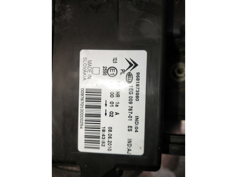 Recambio de faro izquierdo para citroen c3 picasso referencia OEM IAM 9681873980  