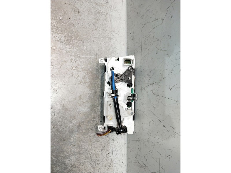 Recambio de mando calefaccion / aire acondicionado para citroen c3 picasso referencia OEM IAM T1001394S  