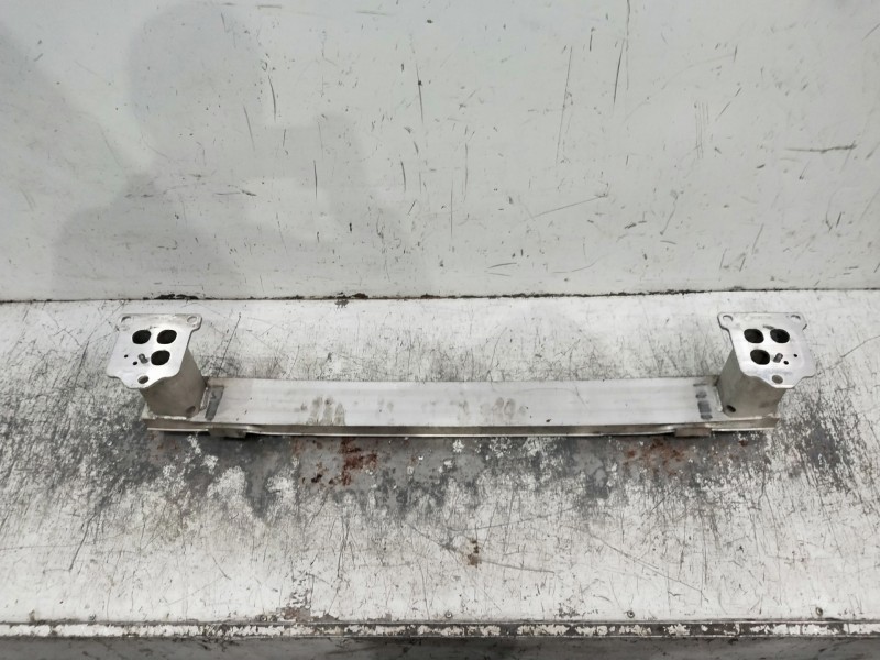 Recambio de refuerzo paragolpes delantero para citroen c3 picasso referencia OEM IAM   