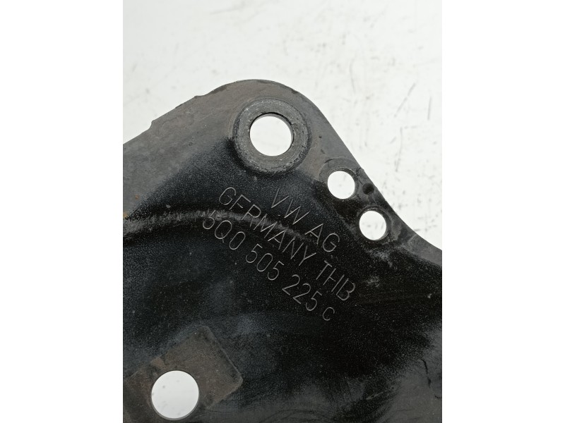 Recambio de brazo suspension superior trasero izquierdo para volkswagen golf vii lim. 2.0 tsi referencia OEM IAM 5Q0505225C  