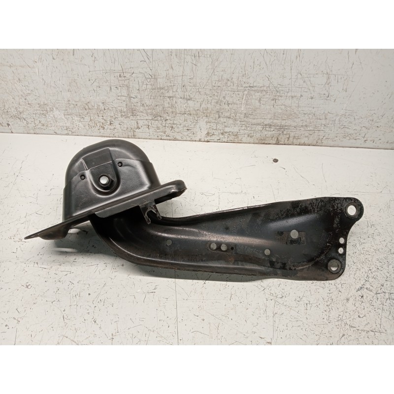 Recambio de brazo suspension superior trasero derecho para volkswagen golf vii lim. 2.0 tsi referencia OEM IAM 5Q0505226C  