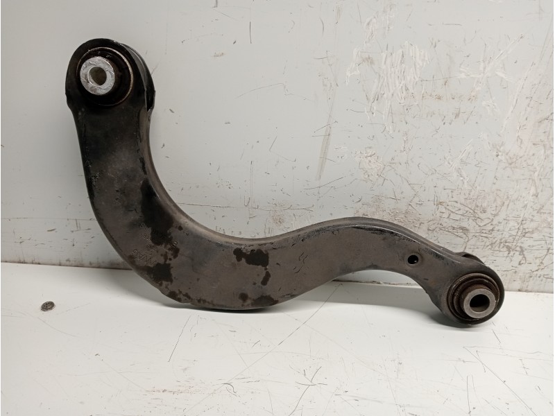 Recambio de brazo suspension superior trasero izquierdo para volkswagen golf vii lim. 2.0 tsi referencia OEM IAM 5Q0505323D  