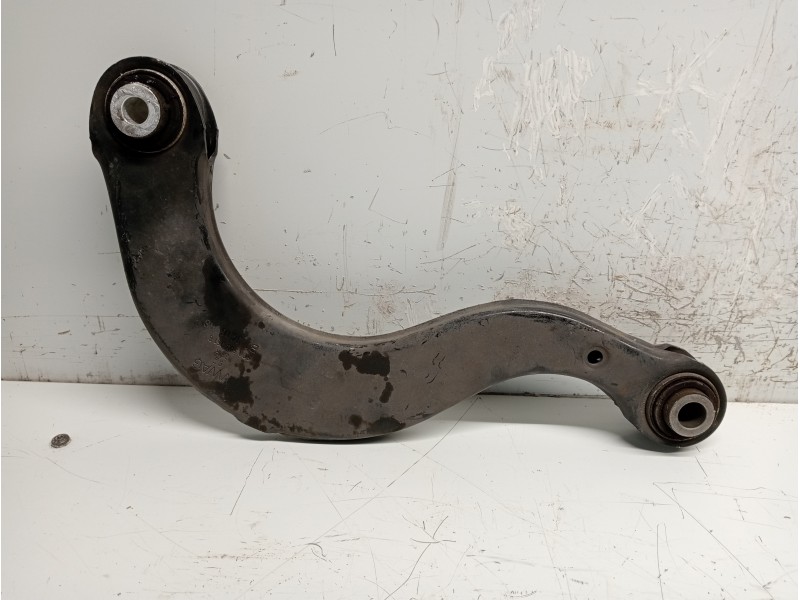 Recambio de brazo suspension superior trasero izquierdo para volkswagen golf vii lim. 2.0 tsi referencia OEM IAM 5Q0505323D  