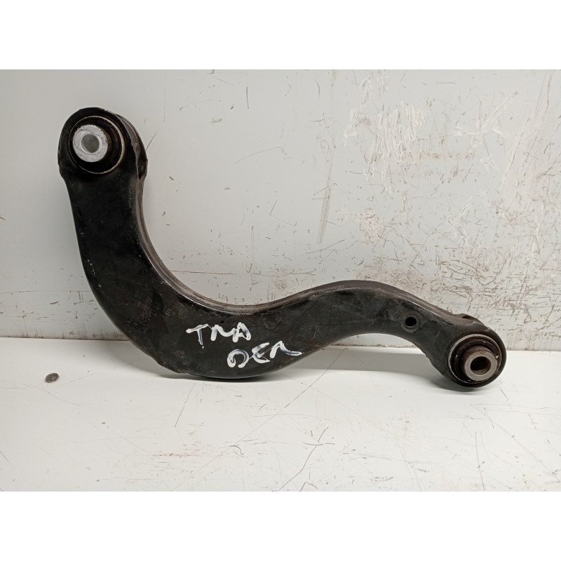 Recambio de brazo suspension superior trasero derecho para volkswagen golf vii lim. 2.0 tsi referencia OEM IAM 5Q0505323D  