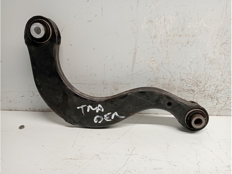 Recambio de brazo suspension superior trasero derecho para volkswagen golf vii lim. 2.0 tsi referencia OEM IAM 5Q0505323D  
