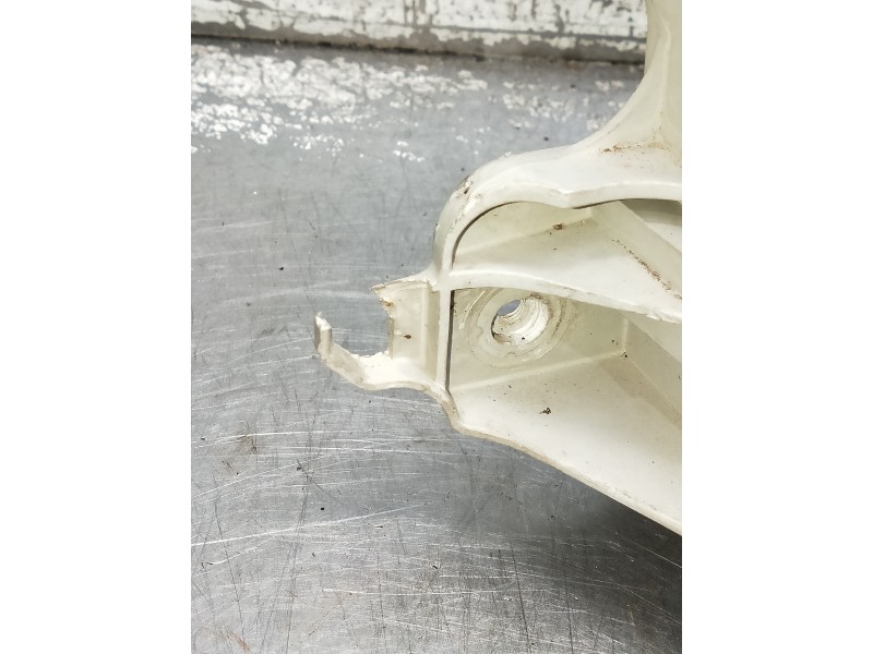 Recambio de faro derecho para mazda premacy (cp) referencia OEM IAM   