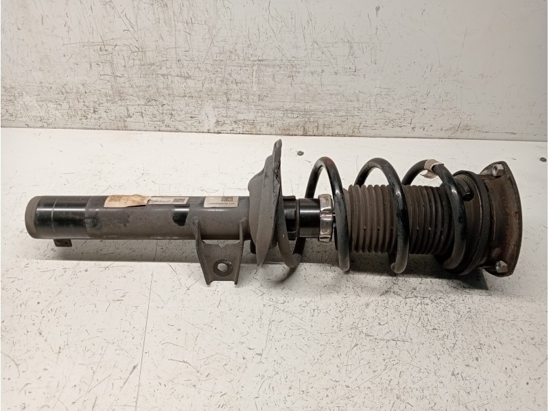 Recambio de amortiguador delantero derecho para volkswagen golf vii lim. 2.0 tsi referencia OEM IAM 5Q0413031FN  