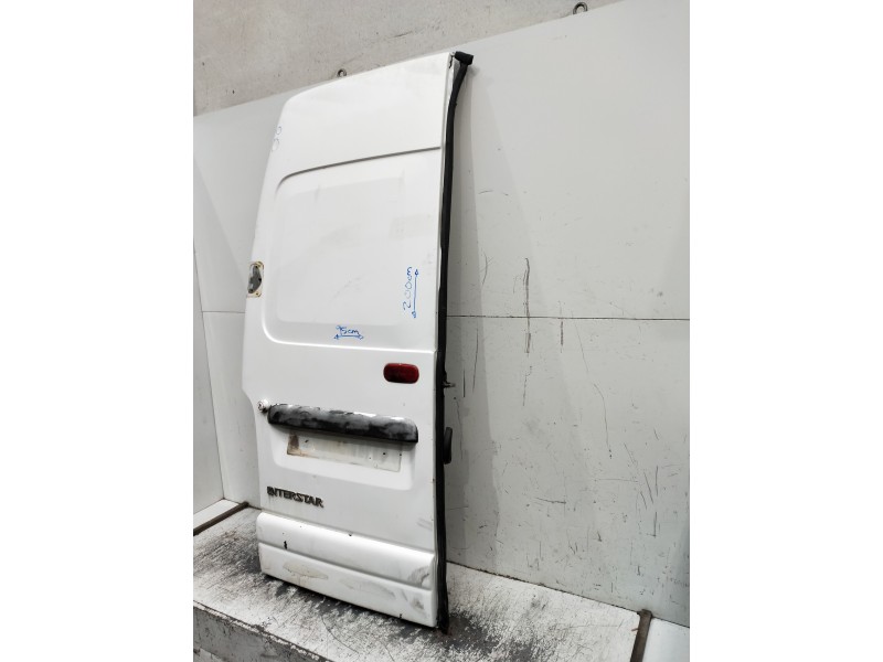 Recambio de puerta trasera izquierda para renault master desde ´98 referencia OEM IAM   5P