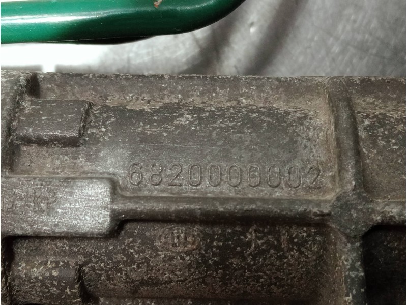 Recambio de cremallera direccion para renault master desde ´98 referencia OEM IAM 6820000002  