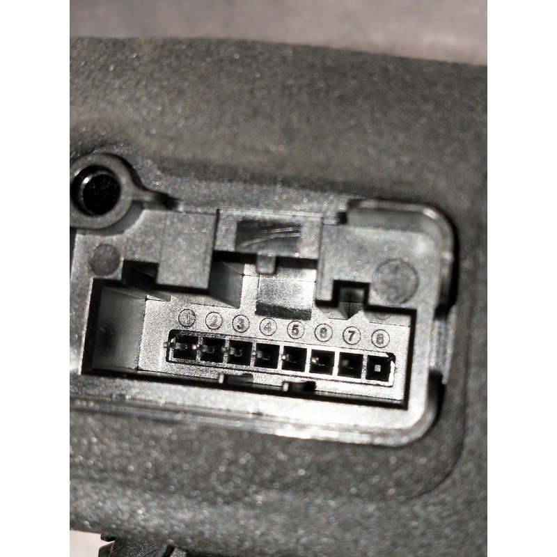 Recambio de motor cierre centralizado trasero izquierdo para volkswagen golf viii lim. (cd1) referencia OEM IAM 5TA039015K  5P