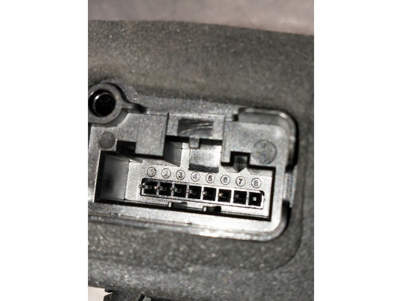 Recambio de motor cierre centralizado trasero izquierdo para volkswagen golf viii lim. (cd1) referencia OEM IAM 5TA039015K  5P