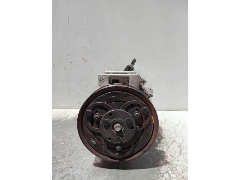 Recambio de compresor aire acondicionado para renault captur referencia OEM IAM 926002352R Z0012593E 