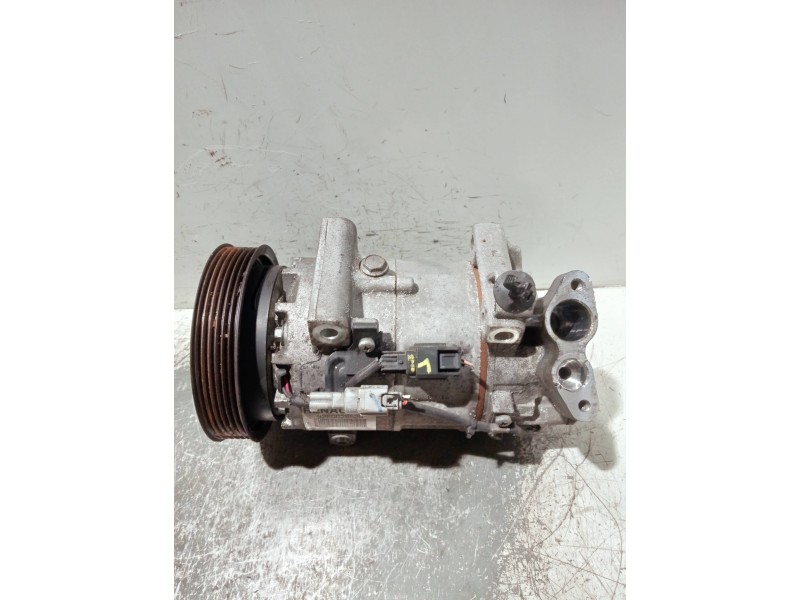 Recambio de compresor aire acondicionado para renault captur referencia OEM IAM 926002352R Z0012593E 