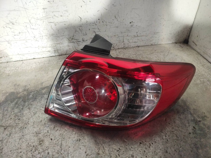 Recambio de piloto trasero derecho para hyundai santa fe (bm) 2.2 crdi style 4x4 referencia OEM IAM 924022B5  