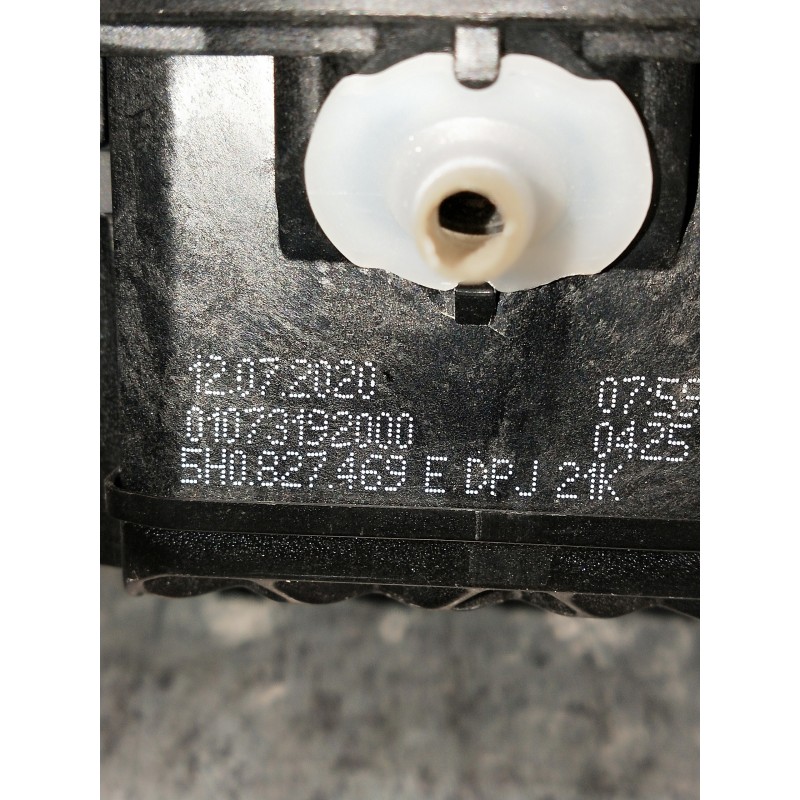 Recambio de maneta exterior porton para volkswagen golf viii lim. (cd1) referencia OEM IAM 5H0827469E  CAMARA TRASERA