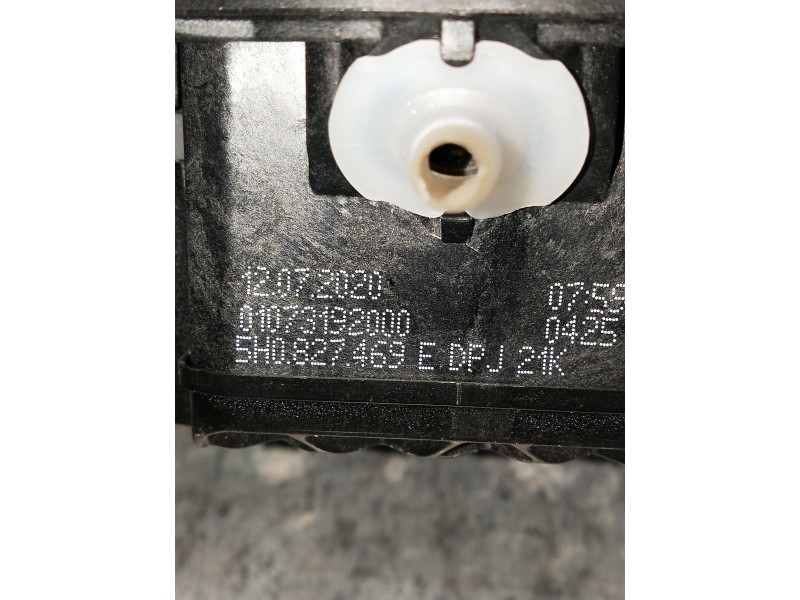 Recambio de maneta exterior porton para volkswagen golf viii lim. (cd1) referencia OEM IAM 5H0827469E  CAMARA TRASERA