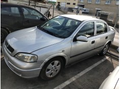 opel astra g berlina del año 2002