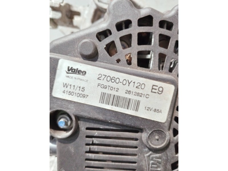 Recambio de alternador para toyota yaris 1.3 16v cat referencia OEM IAM 270600Y120 2612821C FG9T012