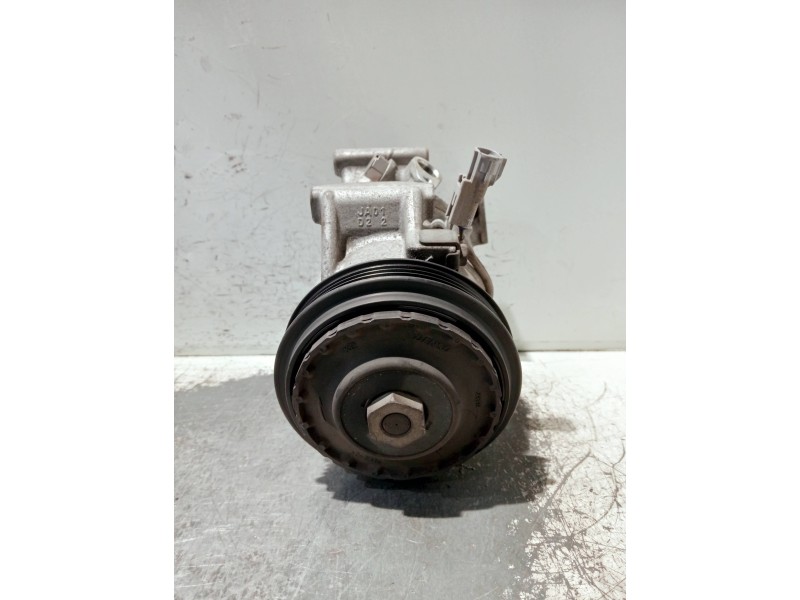 Recambio de compresor aire acondicionado para toyota yaris 1.3 16v cat referencia OEM IAM GE4472604202 5TSE10C 