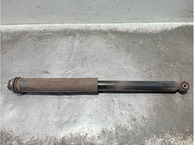 Recambio de amortiguador trasero para toyota yaris 1.3 16v cat referencia OEM IAM 485300DA00 03091000263 