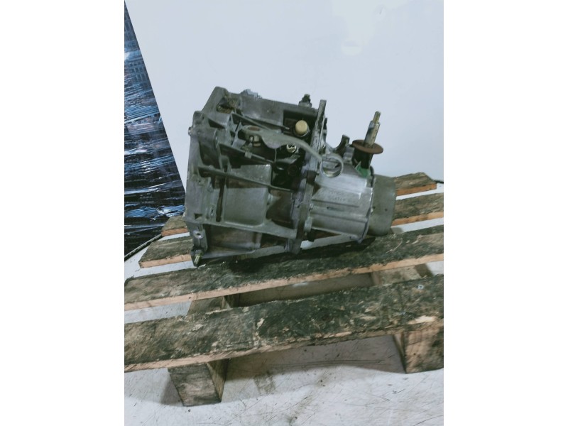 Recambio de caja cambios para citroen xsara berlina 2.0 hdi exclusive (66kw) referencia OEM IAM 20TB51 1054349 B 5V