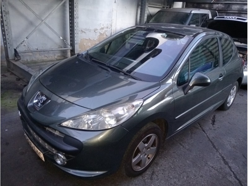 peugeot 207 del año 2009