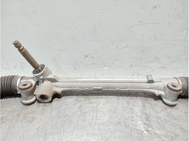 Recambio de cremallera direccion para toyota yaris 1.3 16v cat referencia OEM IAM   