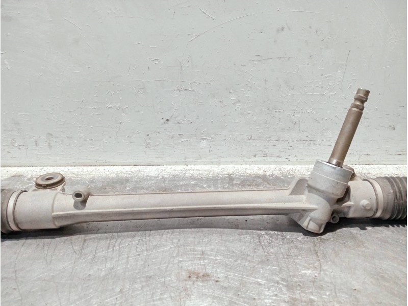 Recambio de cremallera direccion para toyota yaris 1.3 16v cat referencia OEM IAM   