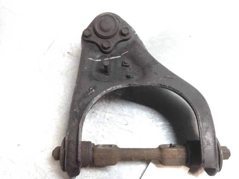 Recambio de brazo suspension superior delantero derecho para opel monterey 3.1 turbodiesel referencia OEM IAM   