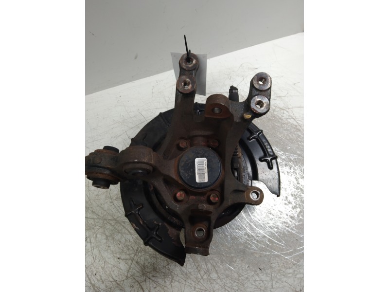 Recambio de mangueta trasera derecha para kia cee´d drive referencia OEM IAM   