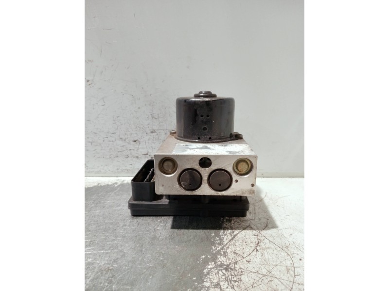 Recambio de abs para mercedes clase c (w203) berlina referencia OEM IAM A2095452932 A0054310712Q01 10020404164