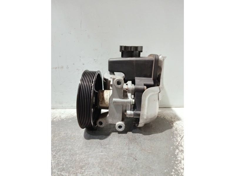 Recambio de bomba direccion para mercedes clase c (w203) berlina referencia OEM IAM 0034664001 LH2110832 61289