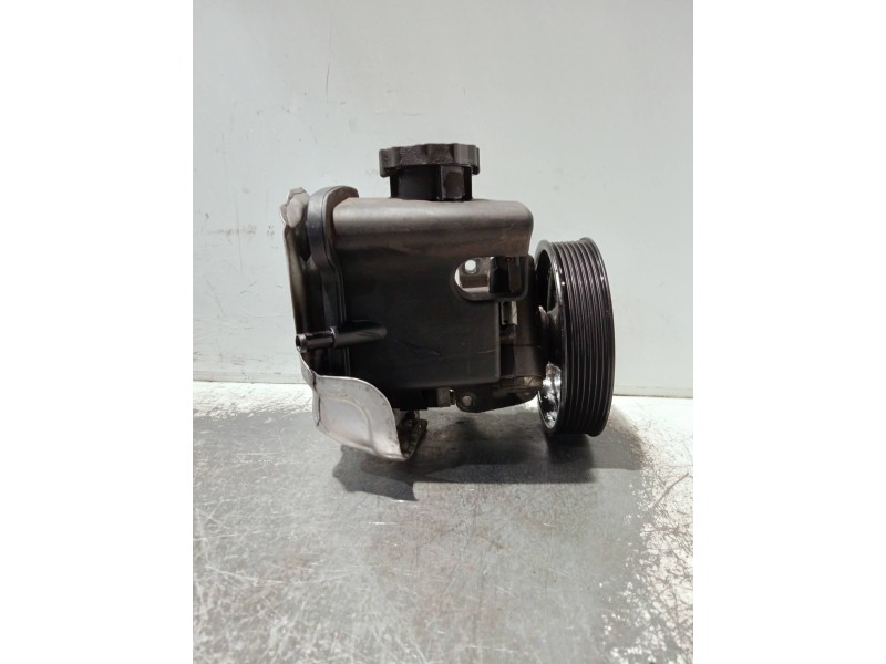 Recambio de bomba direccion para mercedes clase c (w203) berlina referencia OEM IAM 0034664001 LH2110832 61289