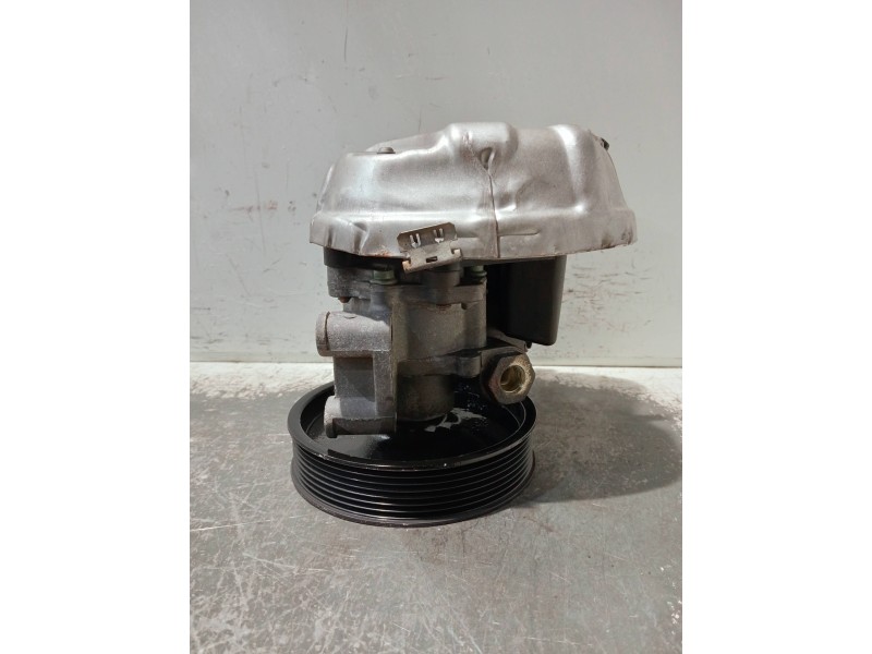 Recambio de bomba direccion para mercedes clase c (w203) berlina referencia OEM IAM 0034664001 LH2110832 61289