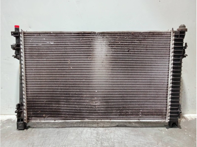 Recambio de radiador agua para mercedes clase c (w203) berlina referencia OEM IAM   