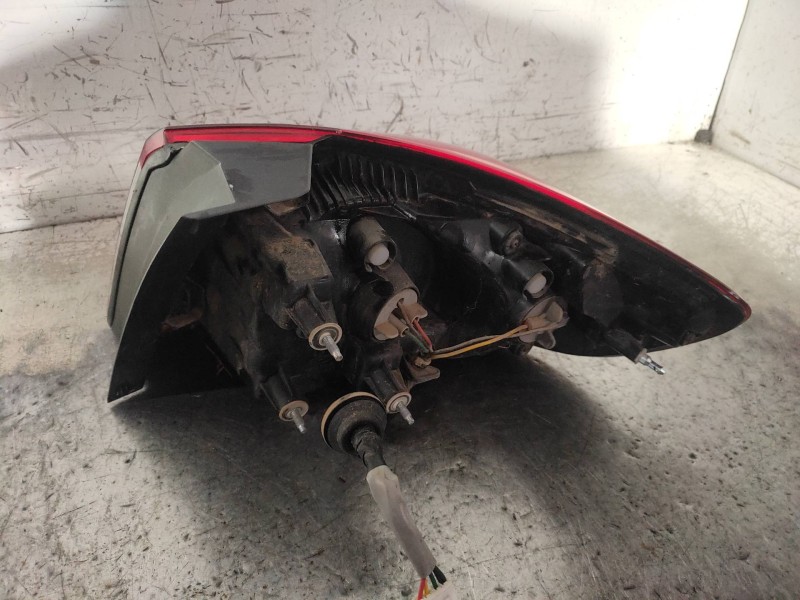 Recambio de piloto trasero izquierdo para hyundai santa fe (bm) 2.2 crdi style 4x4 referencia OEM IAM 924012B5  