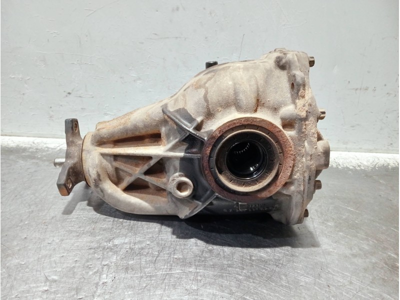 Recambio de diferencial trasero para mercedes clase c (w203) berlina referencia OEM IAM A2033510205 A2033510008 
