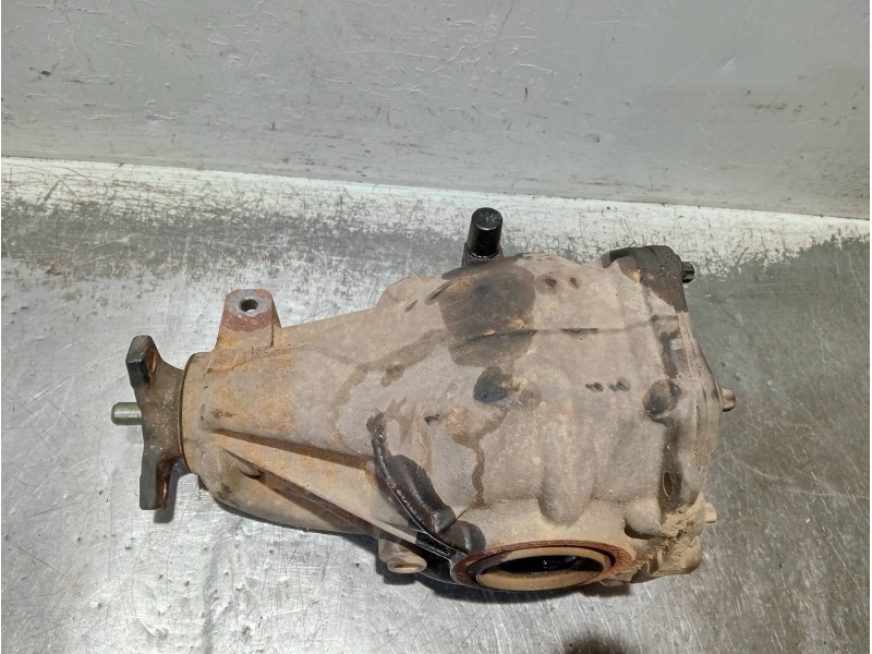 Recambio de diferencial trasero para mercedes clase c (w203) berlina referencia OEM IAM A2033510205 A2033510008 