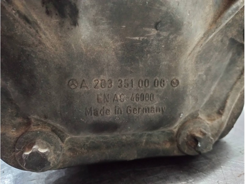 Recambio de diferencial trasero para mercedes clase c (w203) berlina referencia OEM IAM A2033510205 A2033510008 