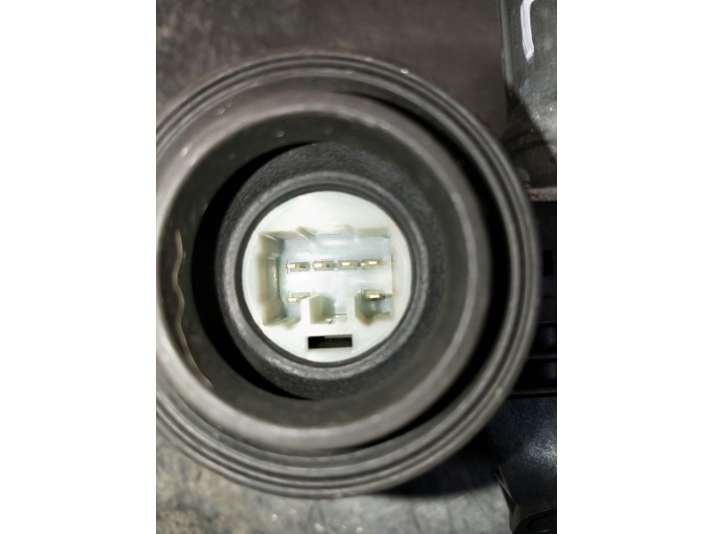 Recambio de elevalunas delantero derecho para toyota yaris 1.3 16v cat referencia OEM IAM 857100D100 973582101 5P