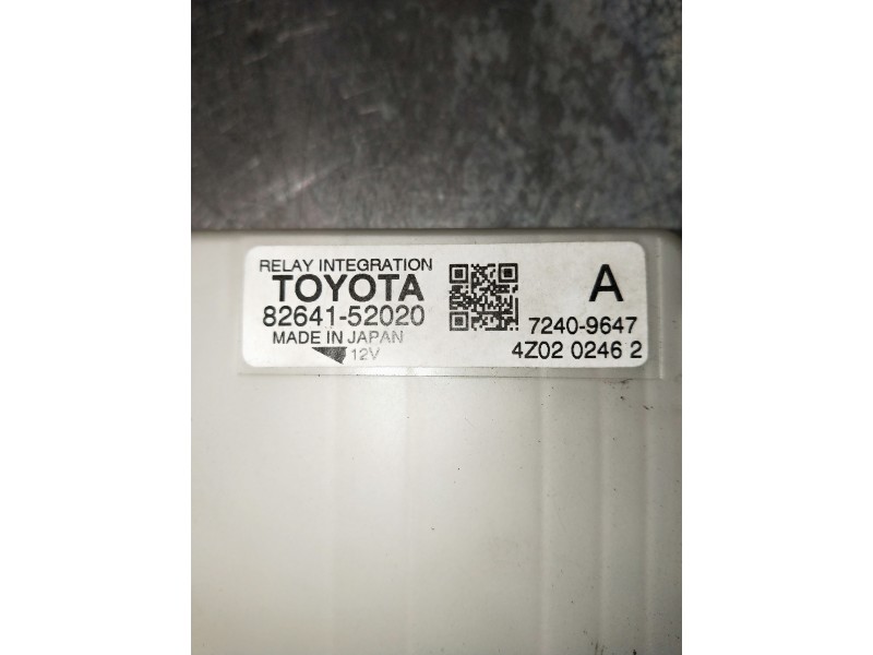Recambio de modulo electronico para toyota yaris 1.3 16v cat referencia OEM IAM 8264152020 72409647 4Z0202462