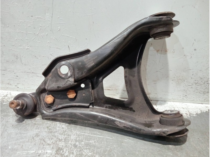 Recambio de brazo suspension inferior delantero derecho para renault kangoo (f/kc0) referencia OEM IAM TC884  