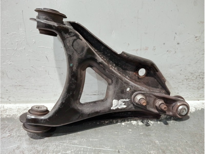 Recambio de brazo suspension inferior delantero derecho para renault kangoo (f/kc0) referencia OEM IAM TC884  
