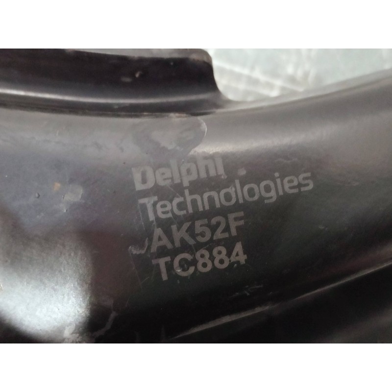 Recambio de brazo suspension inferior delantero derecho para renault kangoo (f/kc0) referencia OEM IAM TC884  