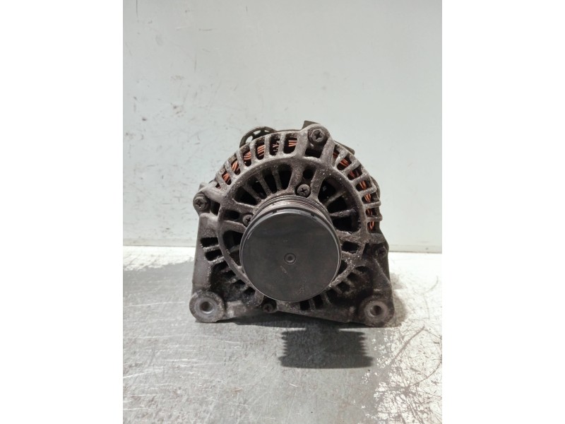 Recambio de alternador para renault kangoo (f/kc0) referencia OEM IAM 8200373636 A002TC0981 